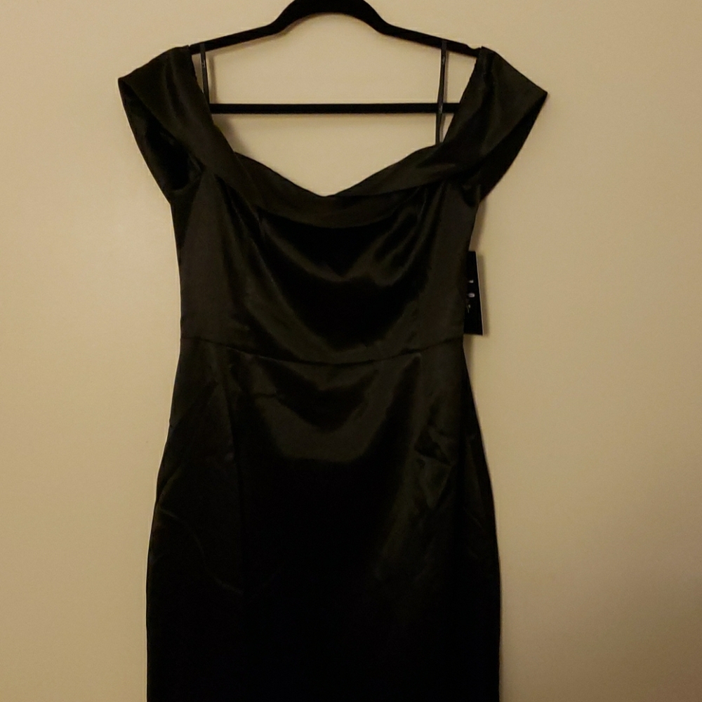 Black midi dress